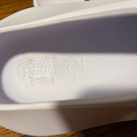 FCTRY LAb's Knight RNR v1 sneakers - Picture 8 of 9